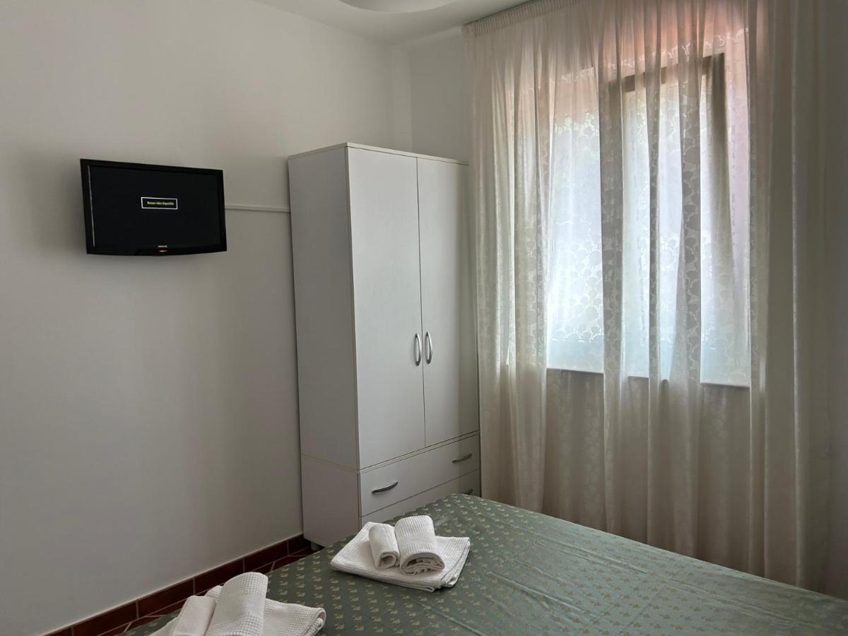 La Veduta Hotel Praia a Mare Luaran gambar