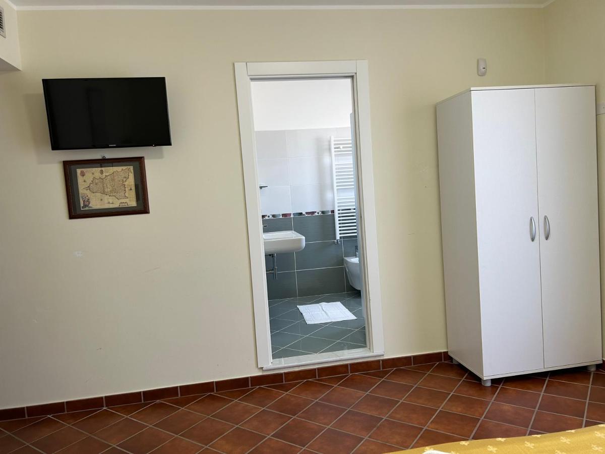 La Veduta Hotel Praia a Mare Luaran gambar