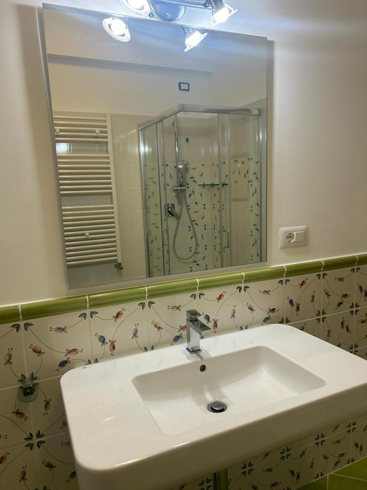 La Veduta Hotel Praia a Mare Luaran gambar